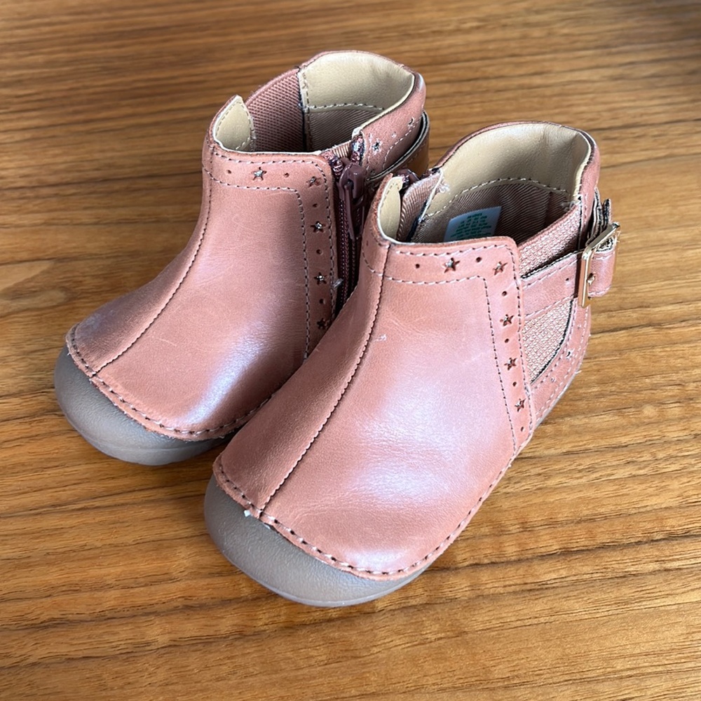 STRIDE RITE BOOTS